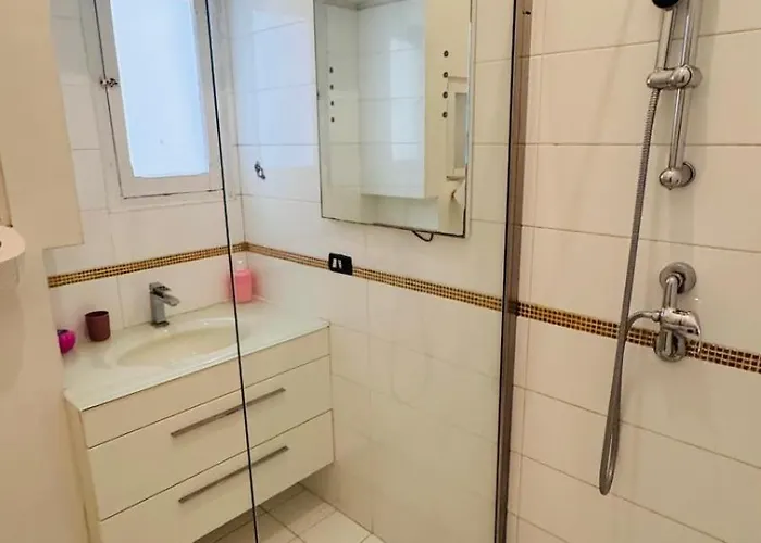 Kotel Via Cernaia Center Apartament *